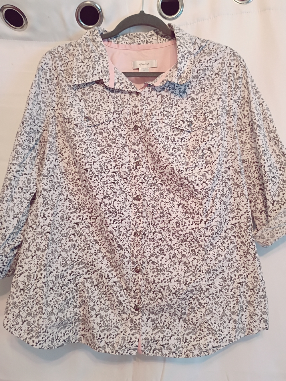 CJ Banks White and Light Pink Floral And Hummingbird Button-Down Shirt Size 1x